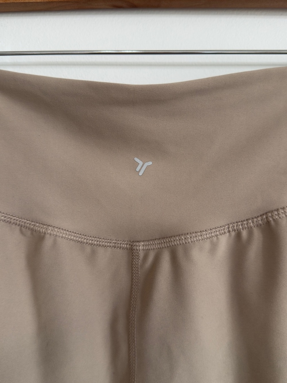 Old Navy High-Waisted PowerSoft Pocket Joggers Beige Large Like New - Picture 5 of 11